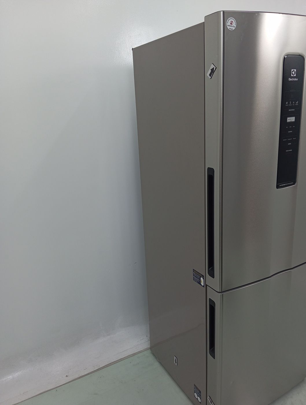 REFRIGERADOR ELECTROLUX IB55S FROST FREE INVE