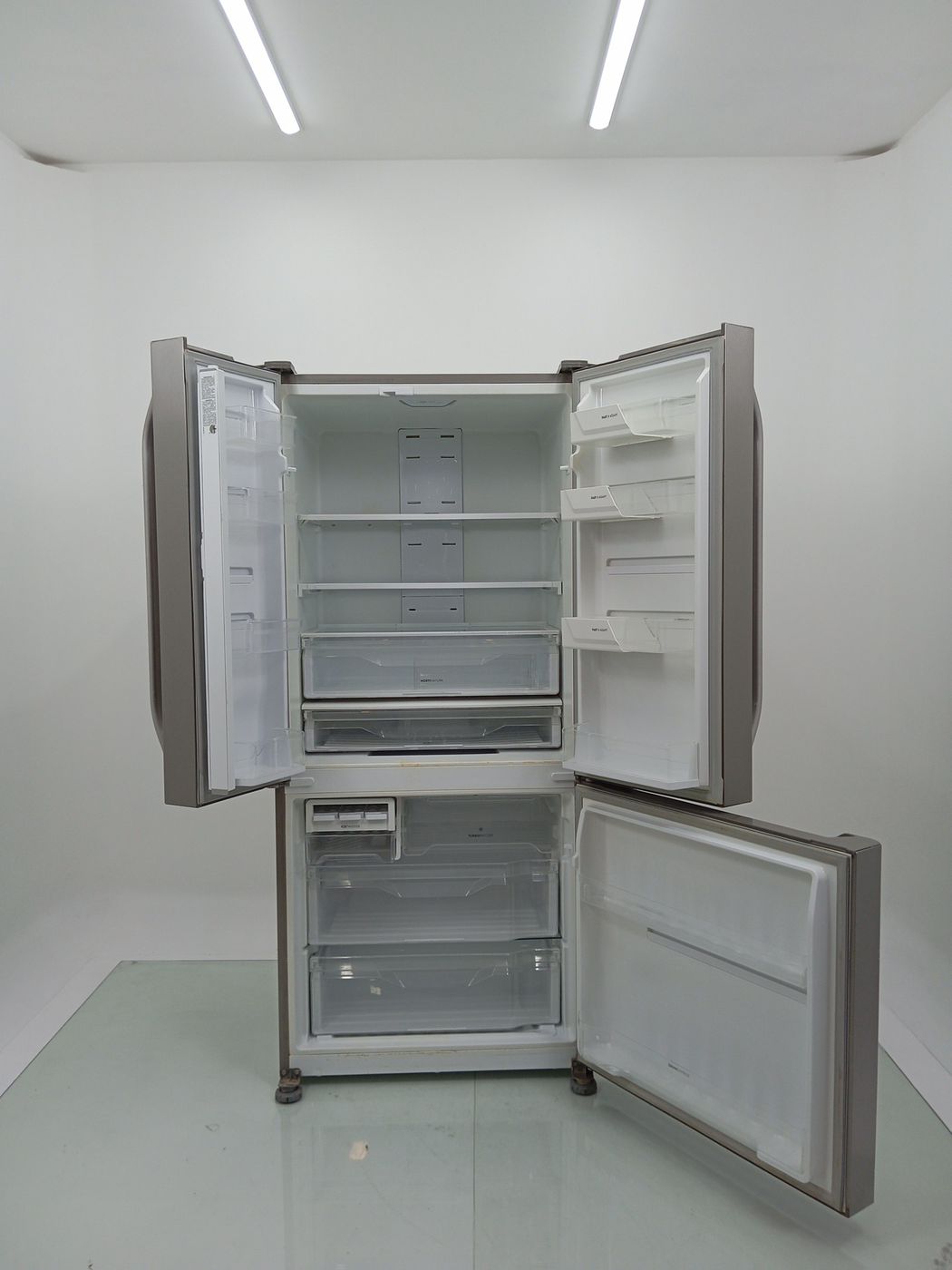 REFRIGERADOR ELECTROLUX DM84X   FROST FREE 57