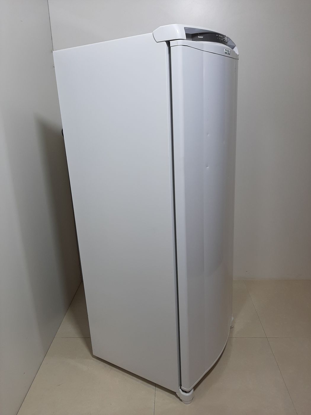 FREEZER CONSUL VERTICAL 1 PORTA 231L BR - BRA