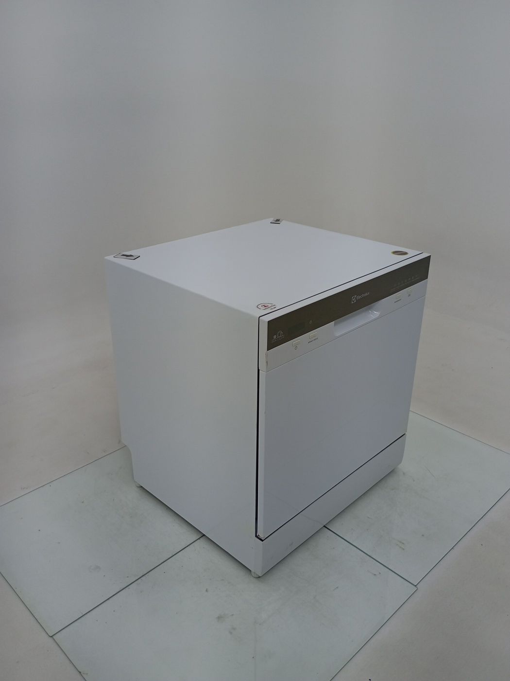 LAVA LOUCAS ELECTROLUX LL08B - Lava Louça Ele