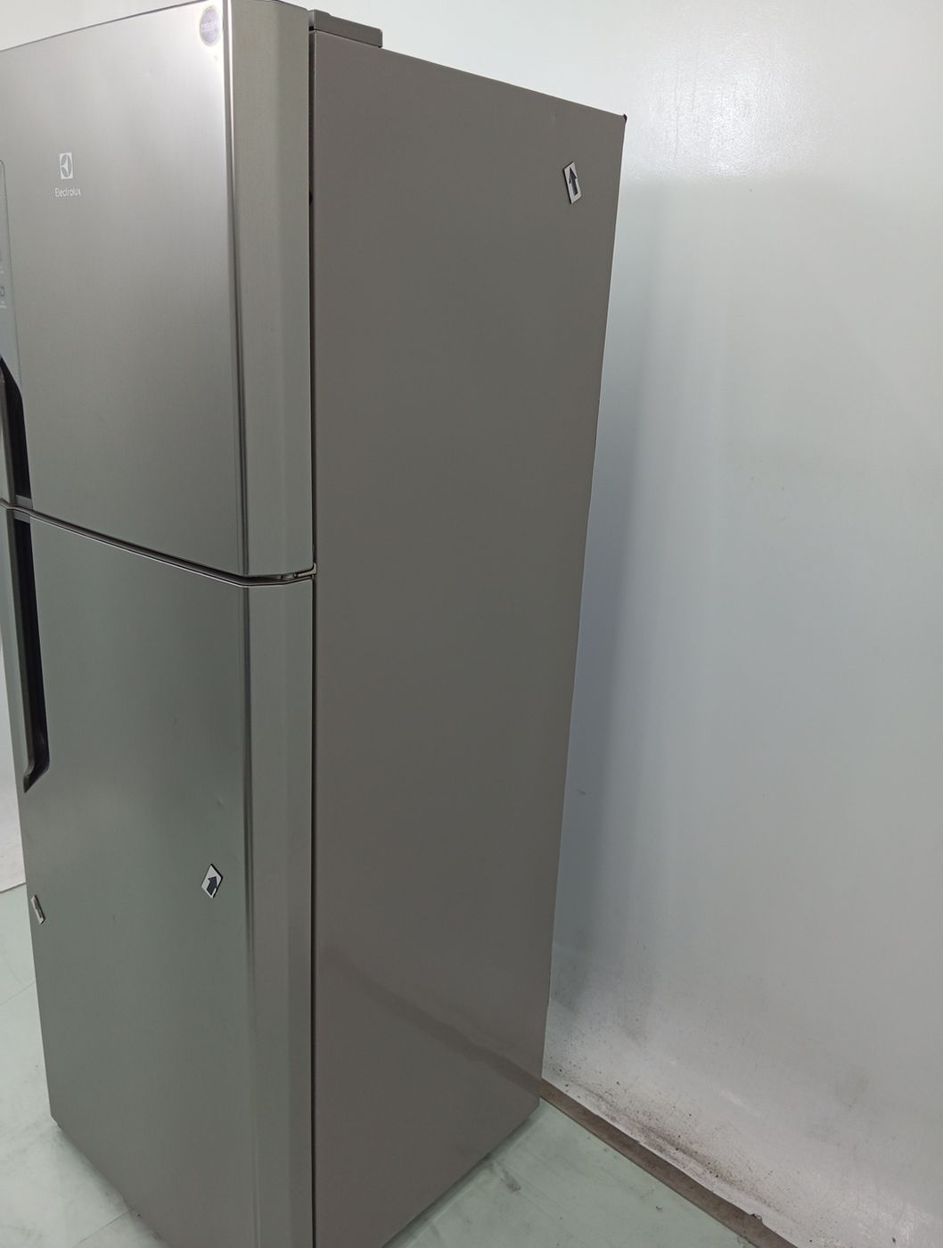 GELADEIRA ELECTROLUX IT56S FROST FREE INVERTE