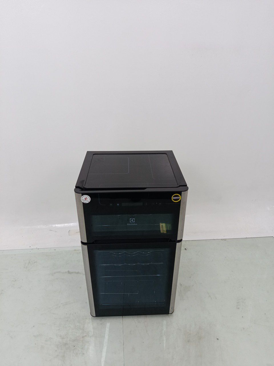 ADEGA ELECTROLUX ACD29 - Adega Electrolux ACD