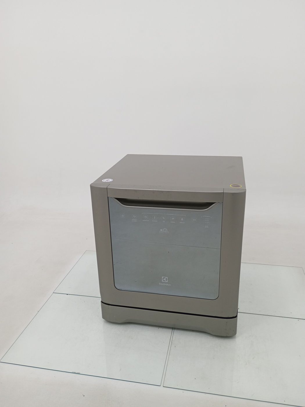 LAVA LOUCAS ELECTROLUX LE08S - Lava Louça Ele