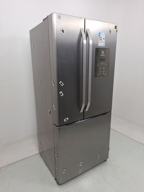 REFRIGERADOR ELECTROLUX DM84X FROST FREE INVE