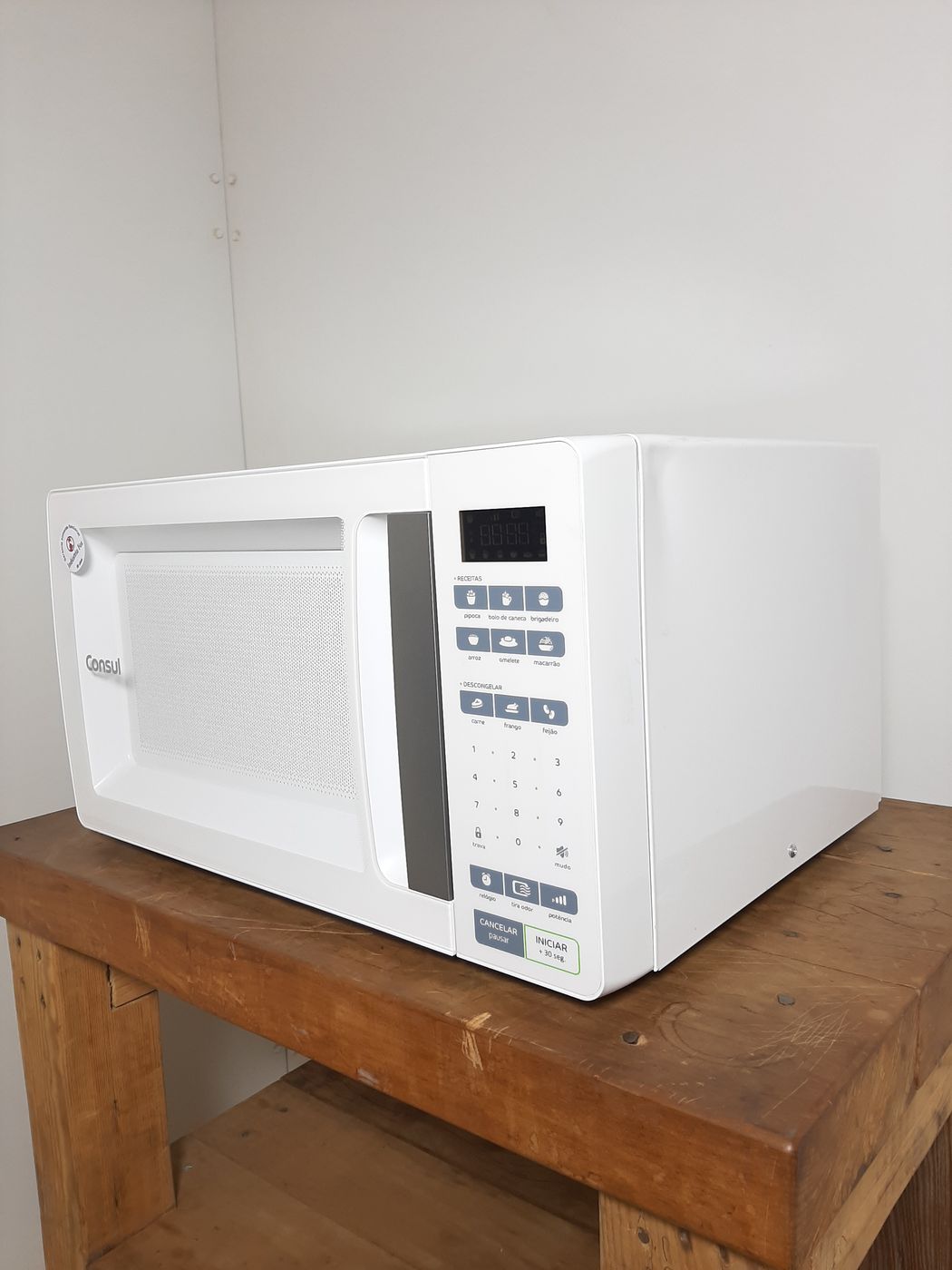 MICRO-ONDAS CONSUL 45 L - BRANCO