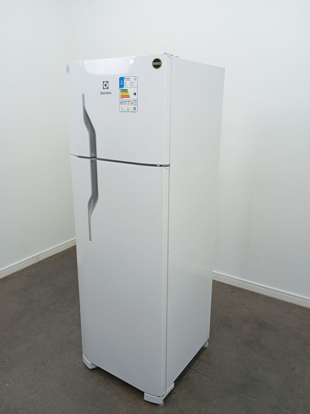 REFRIGERADOR ELECTROLUX DC35A   DUAS PORTAS C