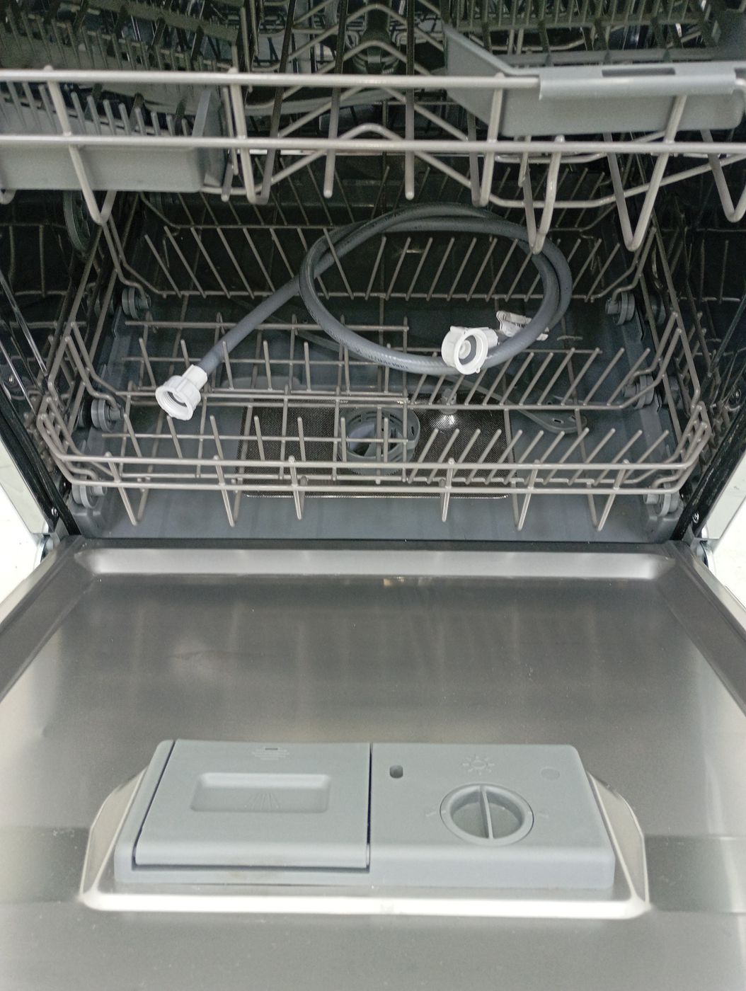 LAVA LOUCAS ELECTROLUX LV08B - Lava Louça Ele