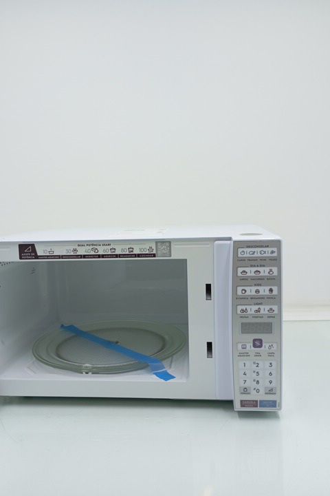 MICRO-ONDAS ELECTROLUX MEO44 34L - BRANCO