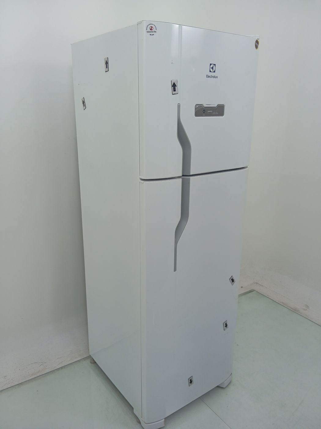 REFRIGERADOR ELECTROLUX  DUAS PORTAS FROST FR