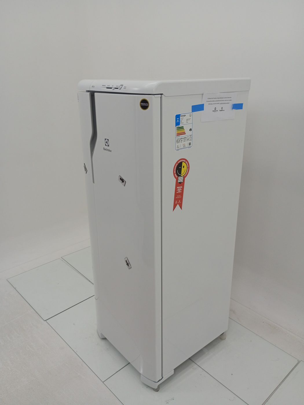 REFRIGERADOR ELECTROLUX RE31 UMA PORTA 240l B