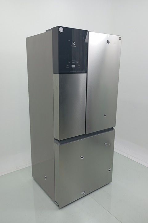 REFRIGERADOR ELECTROLUX IM8S FROST FREE INVER