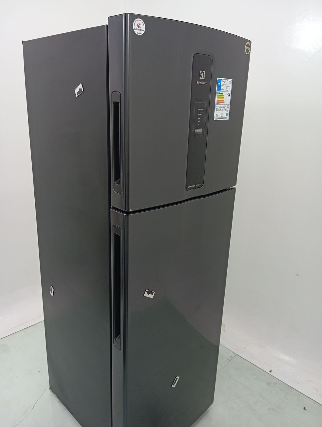 GELADEIRA ELECTROLUX IF43B FROST FREE INVERTE