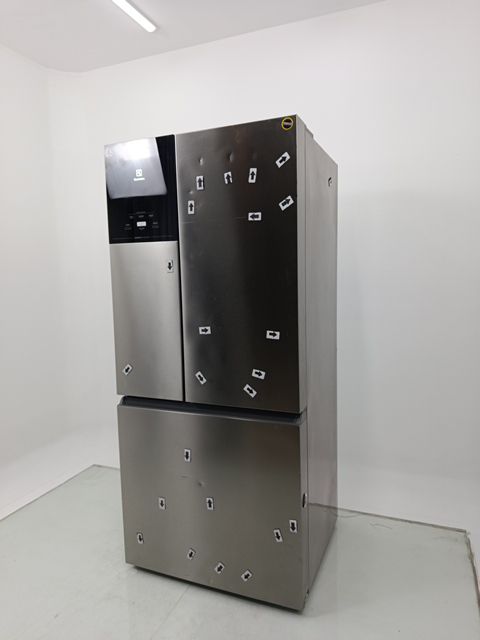 REFRIGERADOR ELECTROLUX IM8S - Refrigerador E