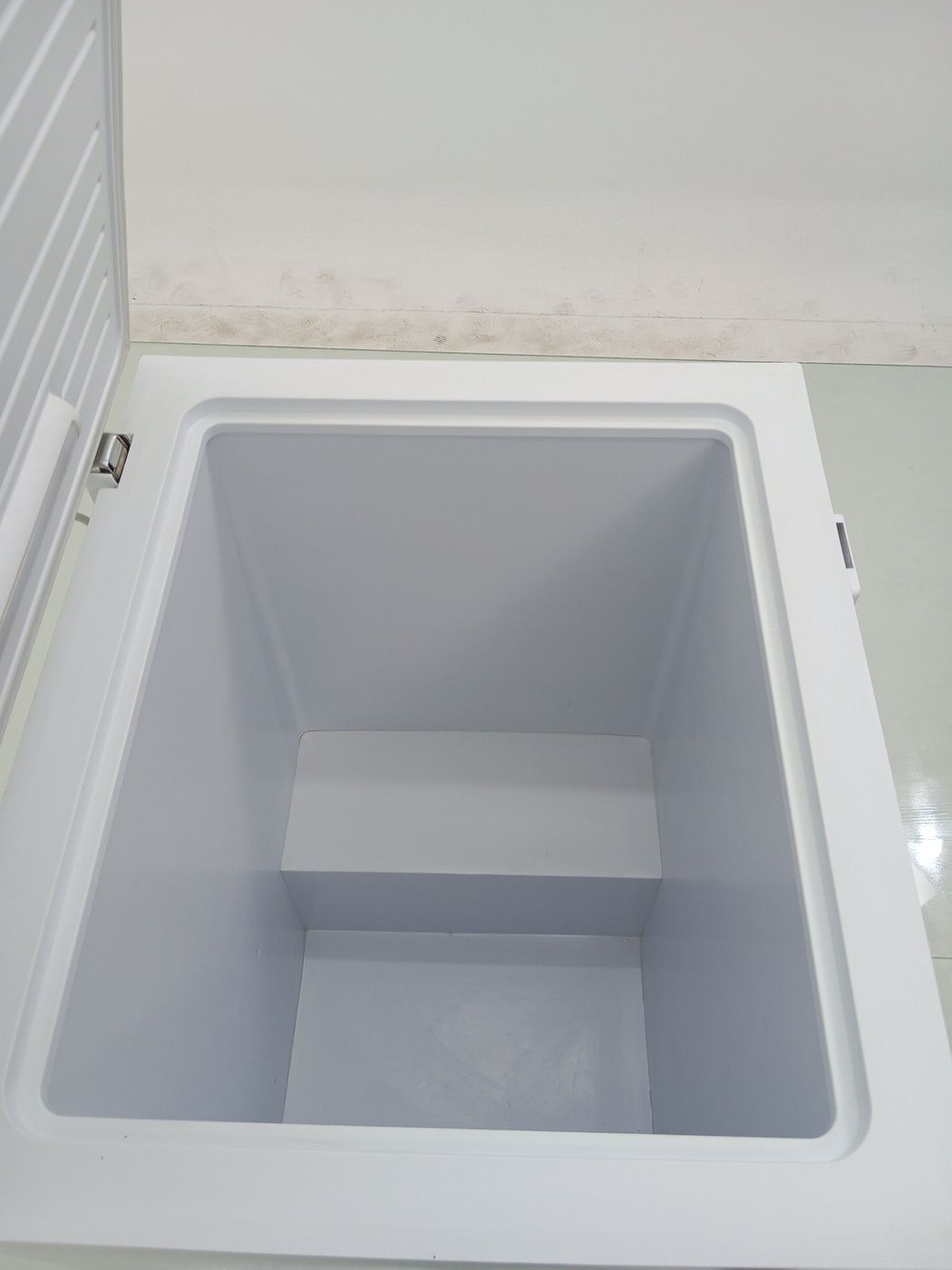 FREEZER ELECTROLUX HE150 HORIZONTAL 143L - BR