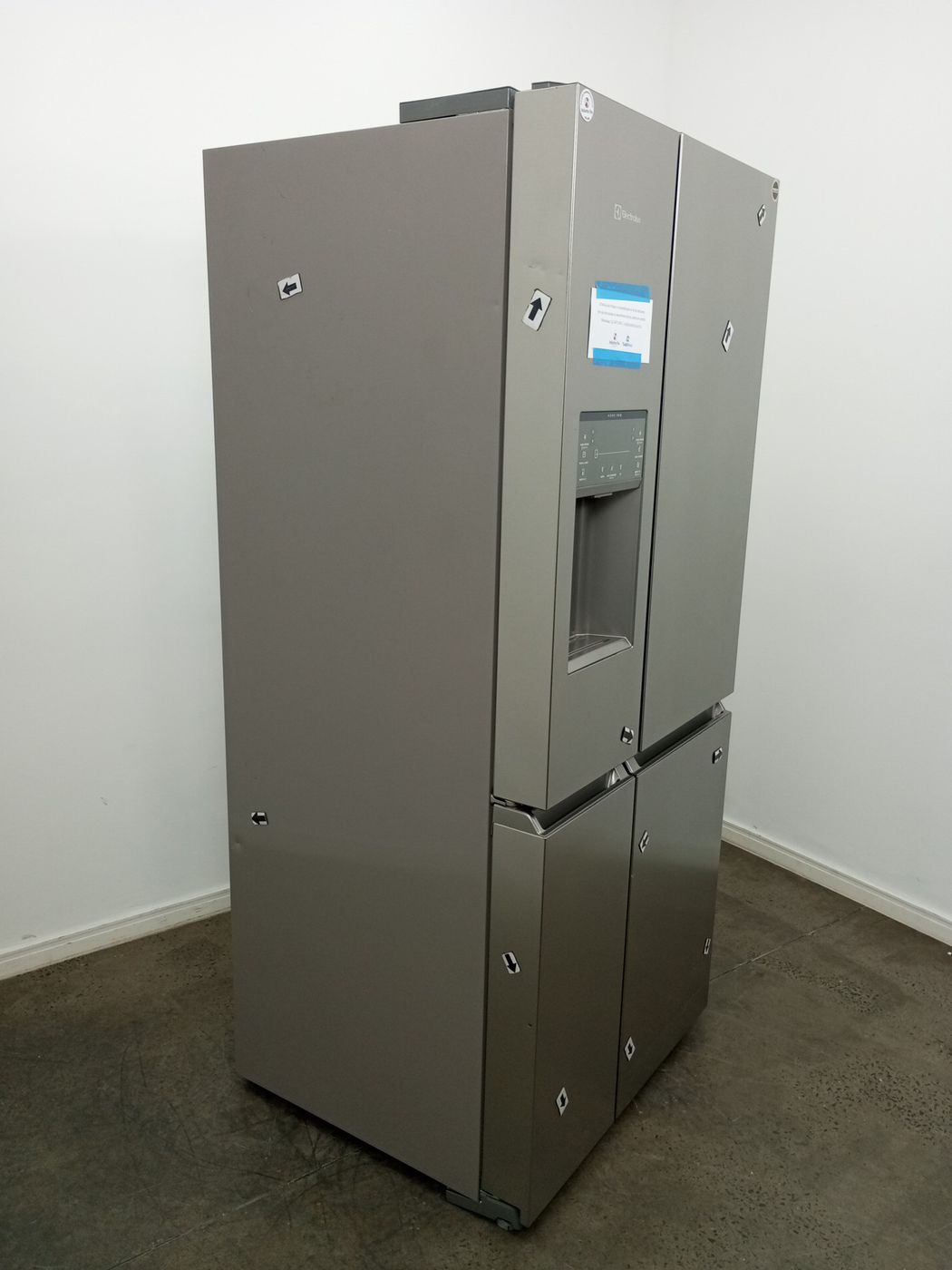 REFRIGERADOR ELECTROLUX IQ8IS MULTIDOOR COM F