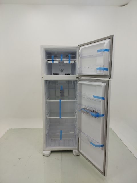 REFRIGERADOR ELECTROLUX TF39-   FROST FREE 31