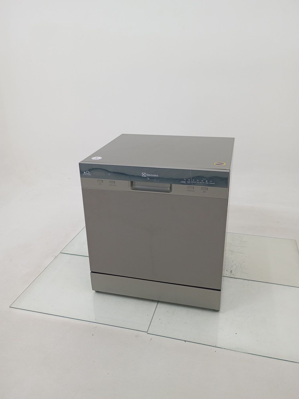 LAVA LOUCAS ELECTROLUX LL08S - Lava Louça Ele