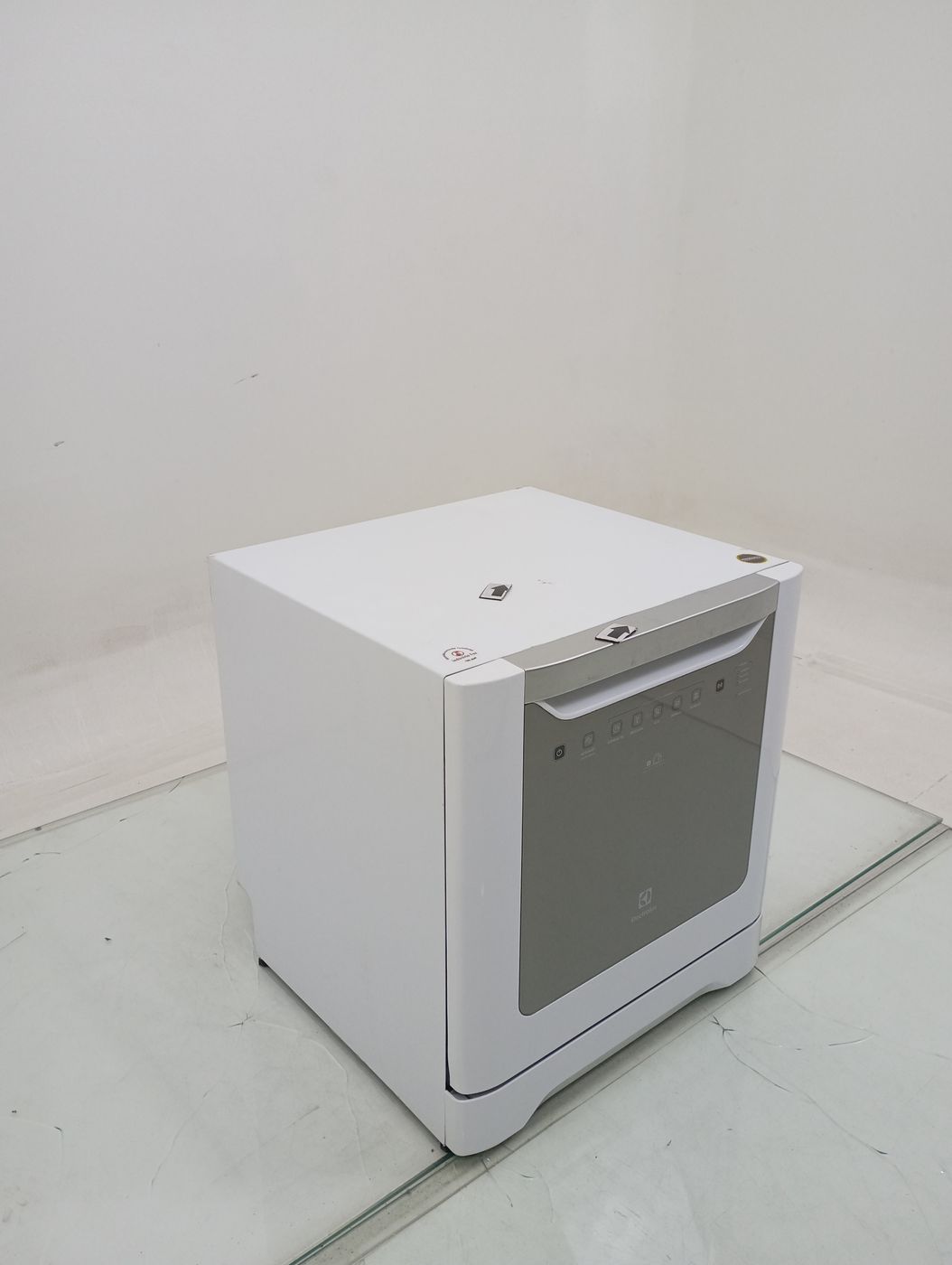 LAVA LOUCAS ELECTROLUX LV08B - Lava Louça Ele