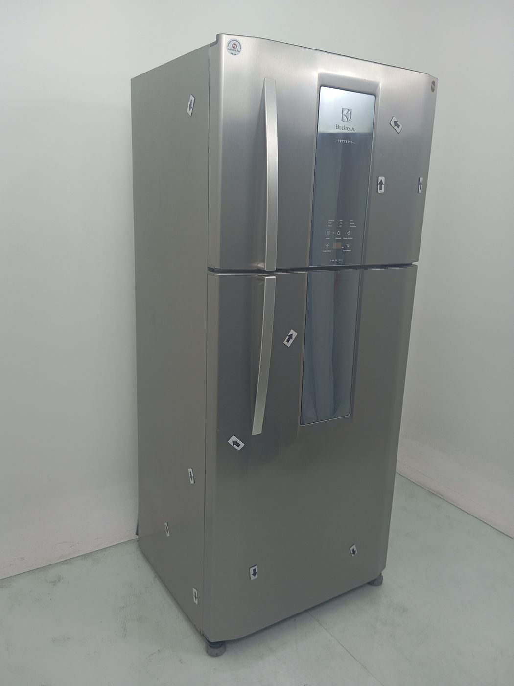 REFRIGERADOR ELECTROLUX DF82X DUAS PORTAS FRO