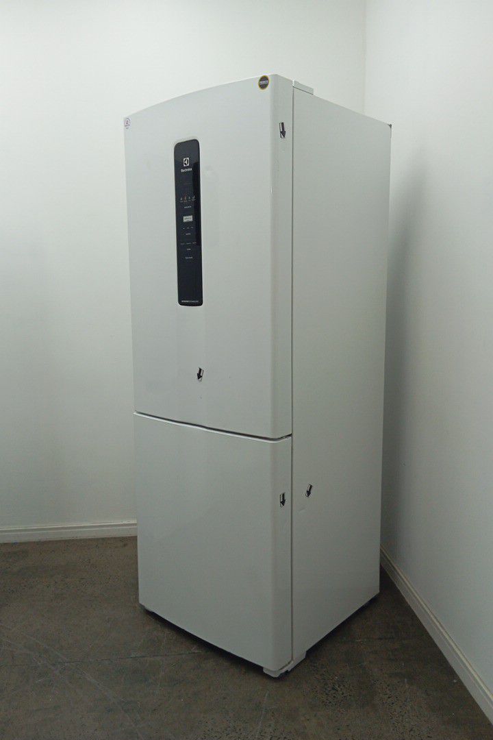 REFRIGERADOR ELECTROLUX IB55 DUAS PORTAS INVE