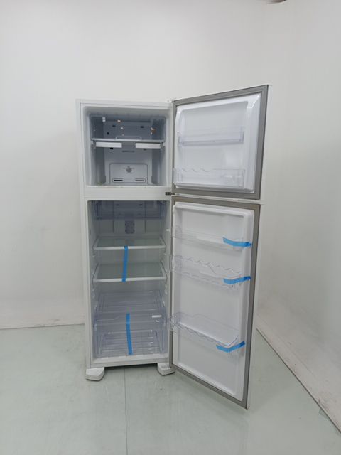 REFRIGERADOR ELECTROLUX  DUAS PORTAS FROST FR