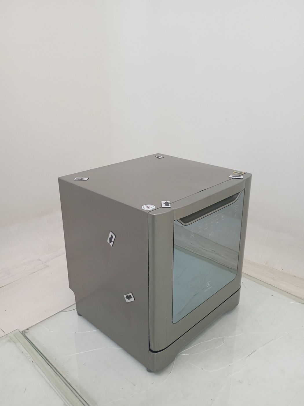 LAVA LOUCAS ELECTROLUX LE08S - Lava Louça Ele