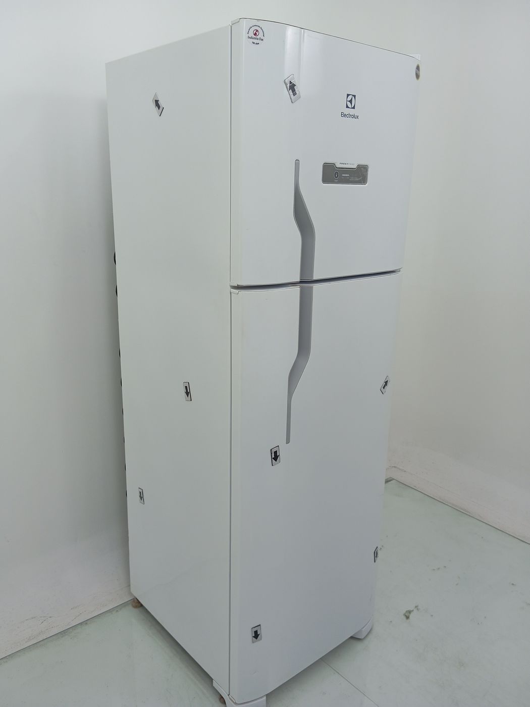 REFRIGERADOR ELECTROLUX  DUAS PORTAS FROST FR