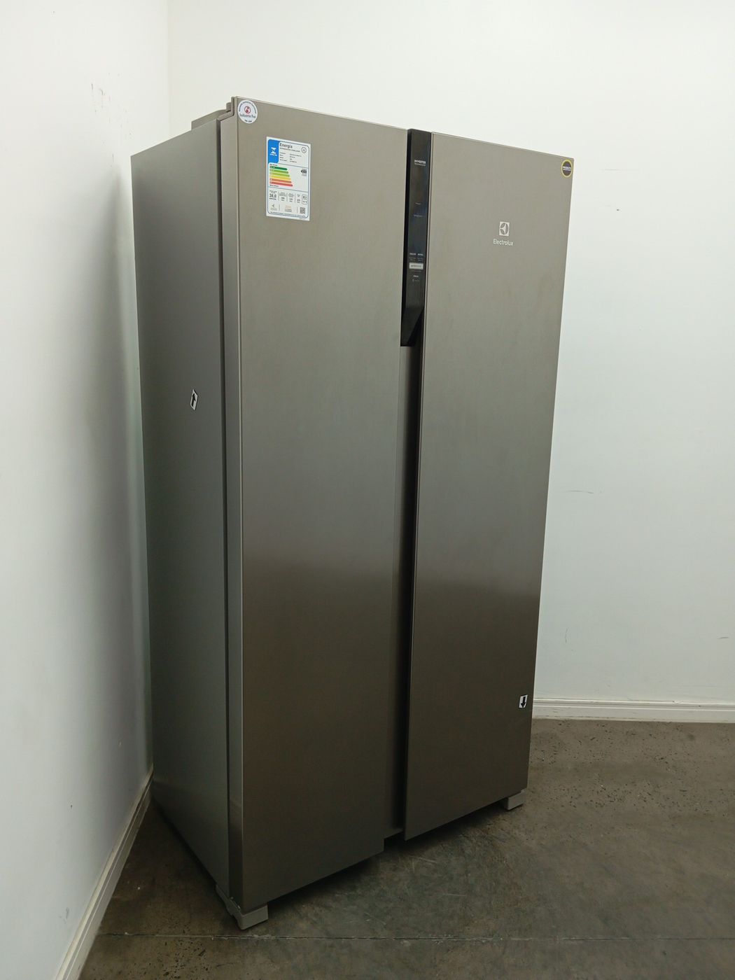 REFRIGERADOR ELECTROLUX IS4S SIDE BY SIDE FRO