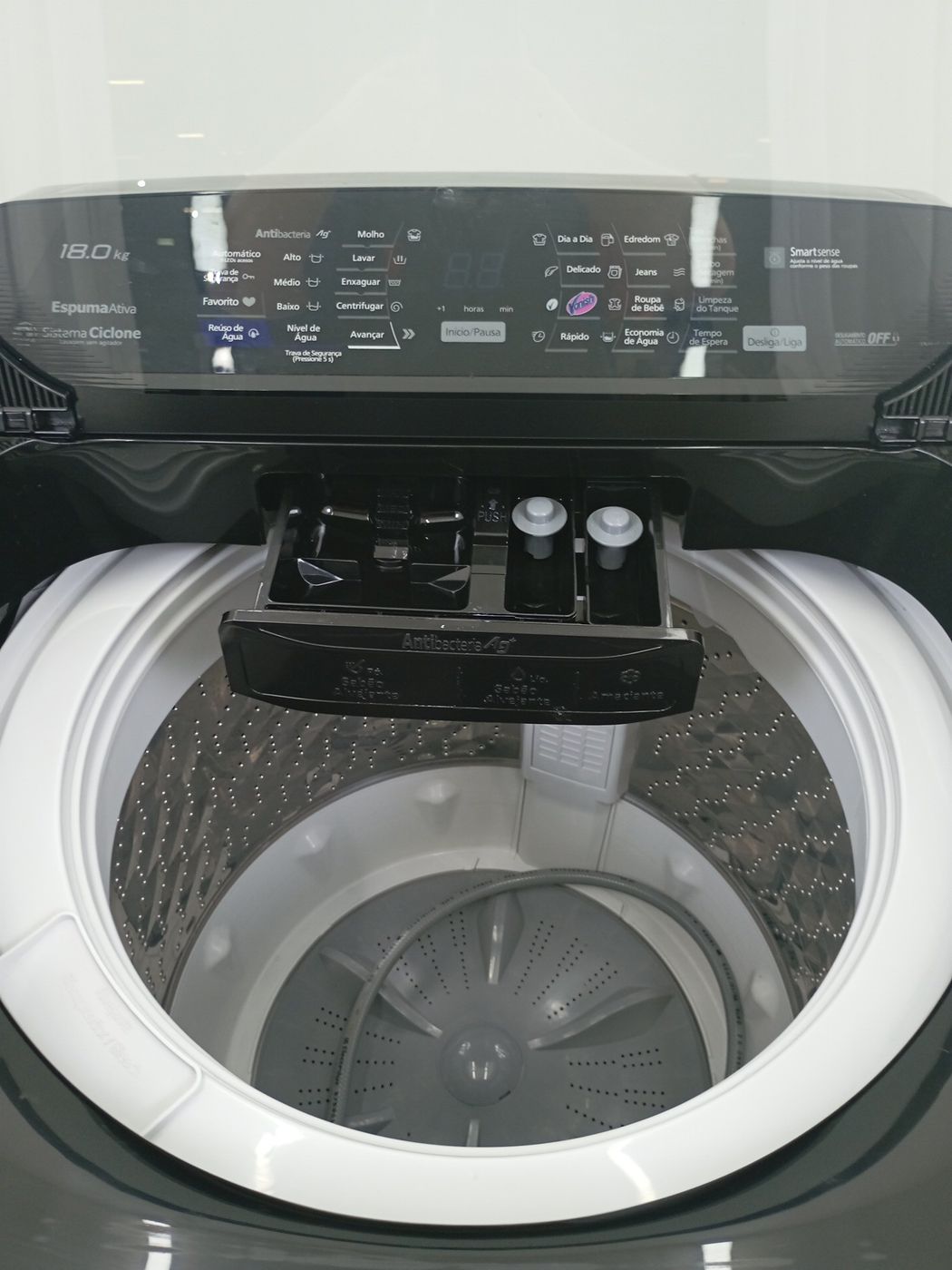 LAVADORA PANASONIC ANTIBACTERIA 18KG - TITANI