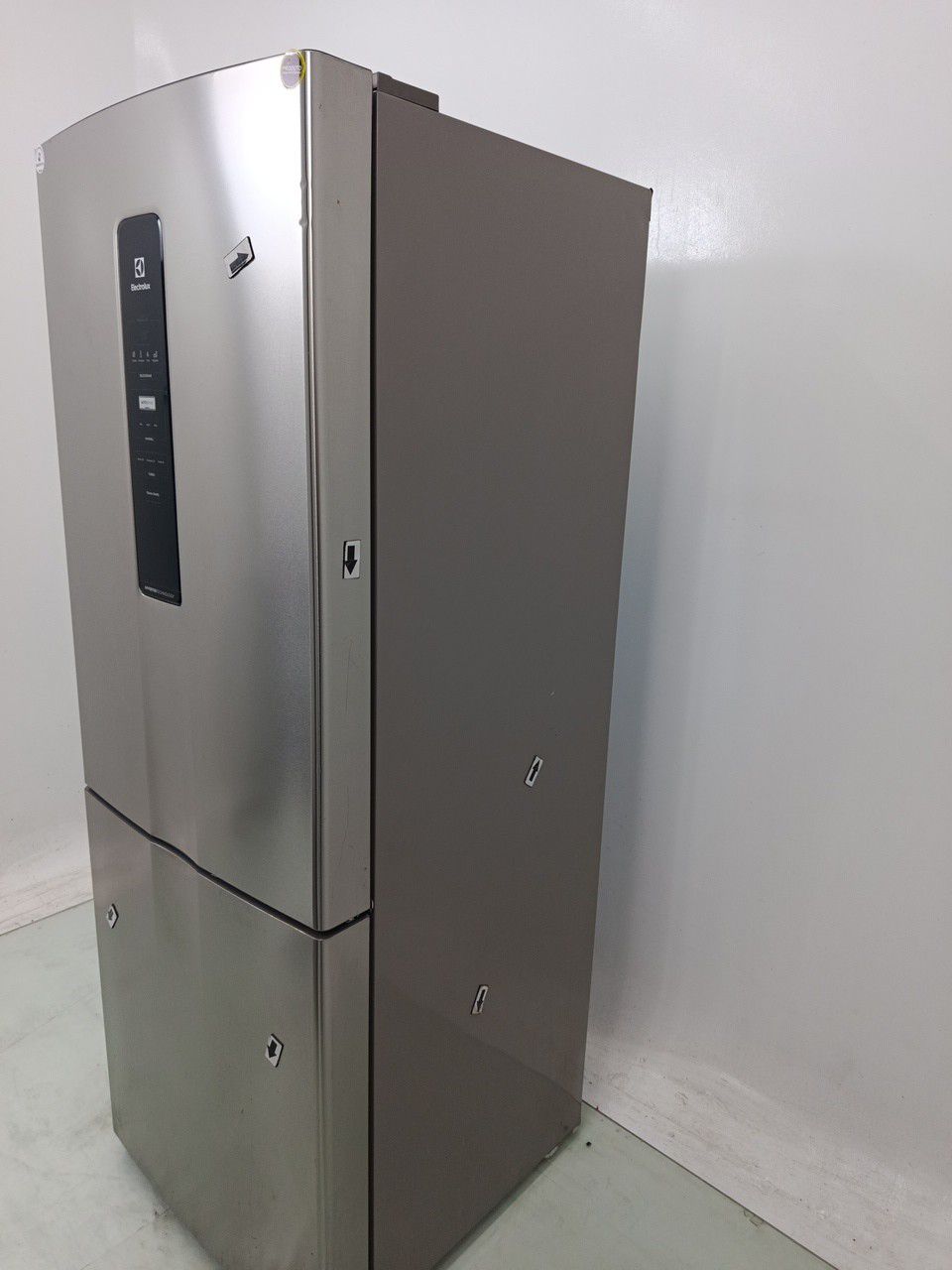 GELADEIRA ELECTROLUX IB55S FROST FREE INVERTE