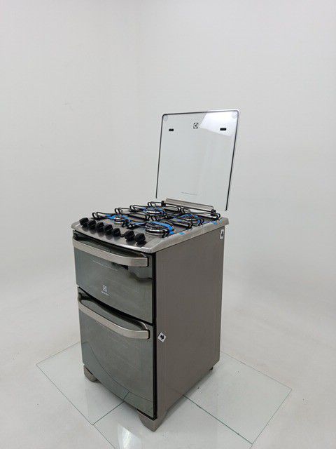 FOGAO ELECTROLUX 56DXQ  4 BOCAS COM FORNO DUP