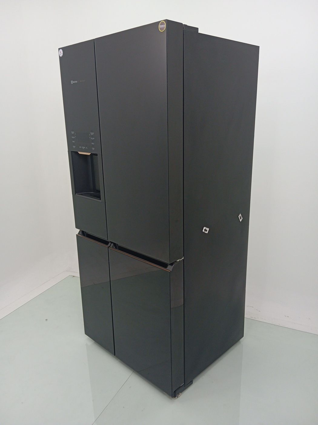 REFRIGERADOR ELECTROLUX IQ8IB FROST FREE INVE