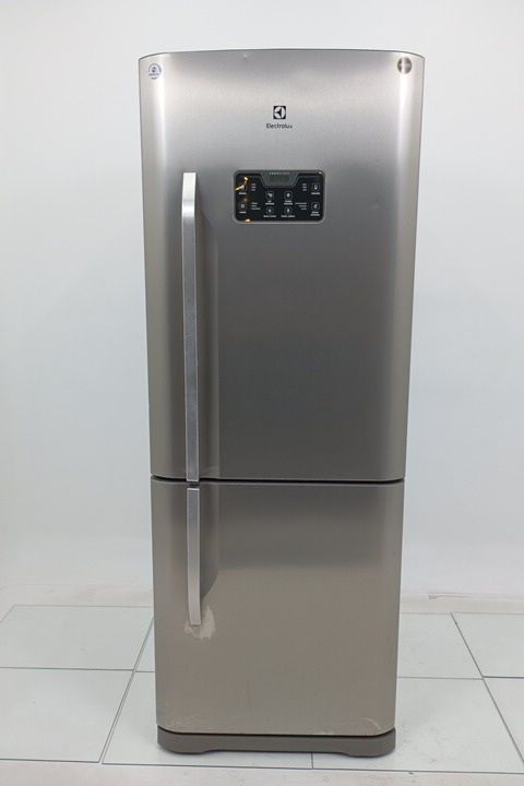 REFRIGERADOR ELECTROLUX DB53X DUAS PORTAS INV