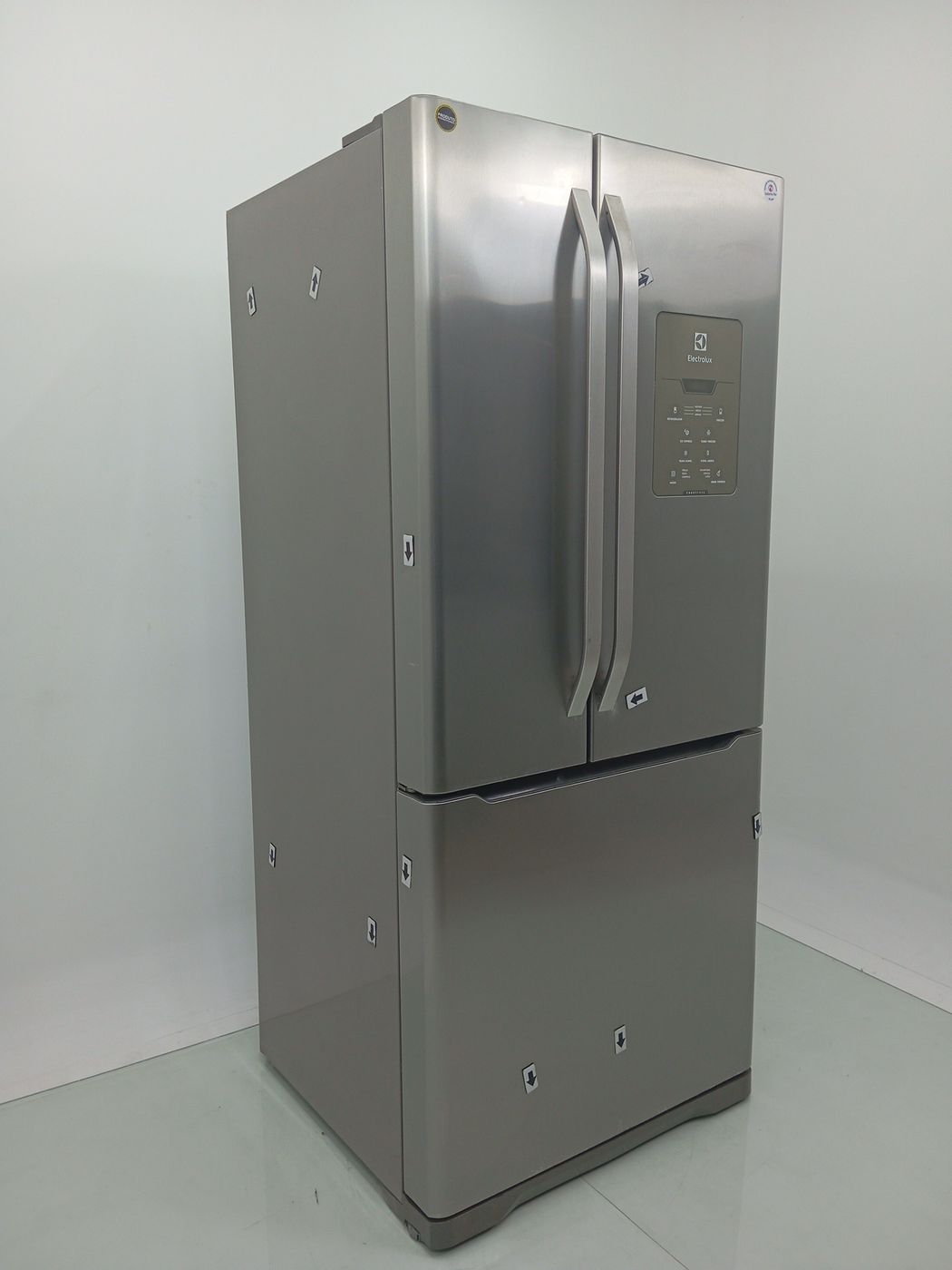 REFRIGERADOR ELECTROLUX DM84X   FROST FREE 57