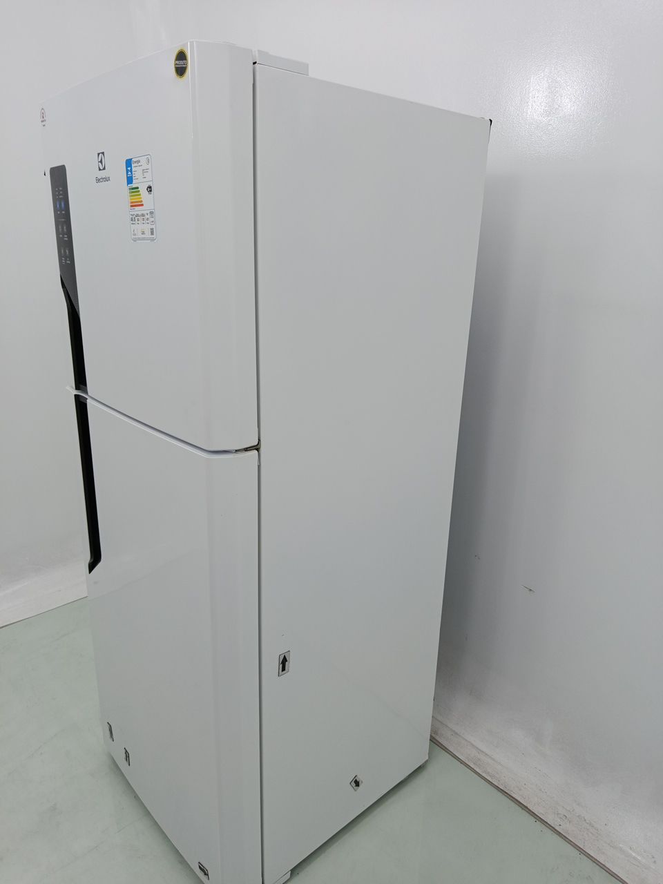 REFRIGERADOR ELECTROLUX TF55 FROST FREE 431L 