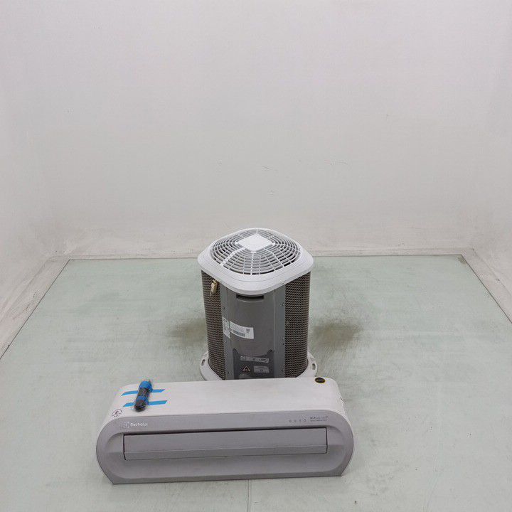 AR CONDICIONADO ELECTROLUX YI12R 12000 BTUS I