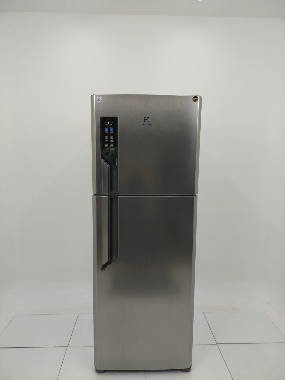 REFRIGERADOR ELECTROLUX TF56S FROST FREE - PL