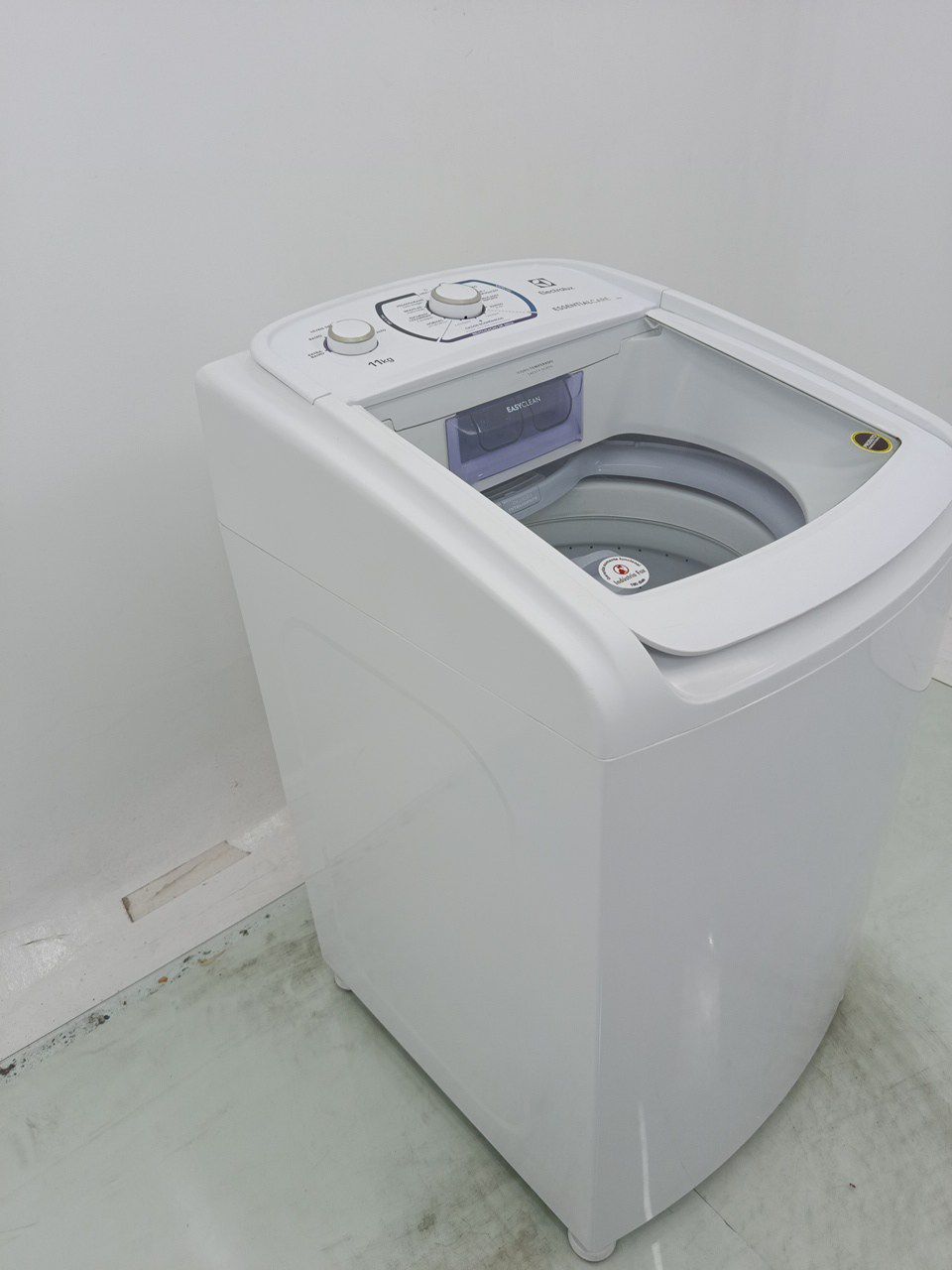 LAVADORA ELECTROLUX LES11 11KG ESSENTIAL CARE