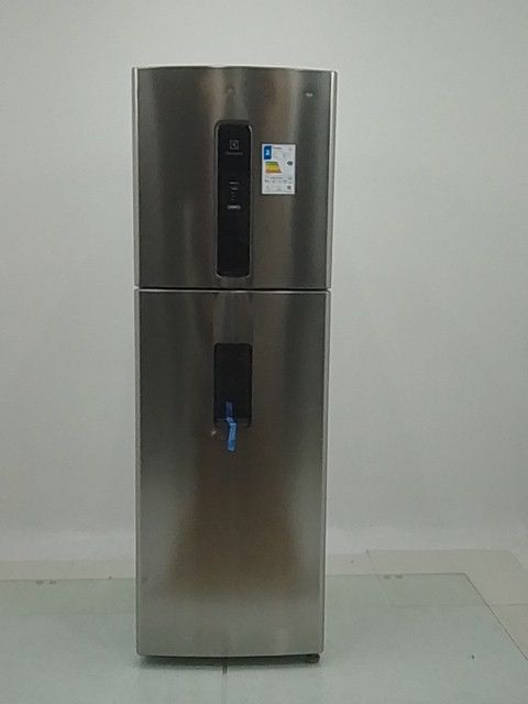 GELADEIRA ELECTROLUX IW46S FROST FREE INVERTE