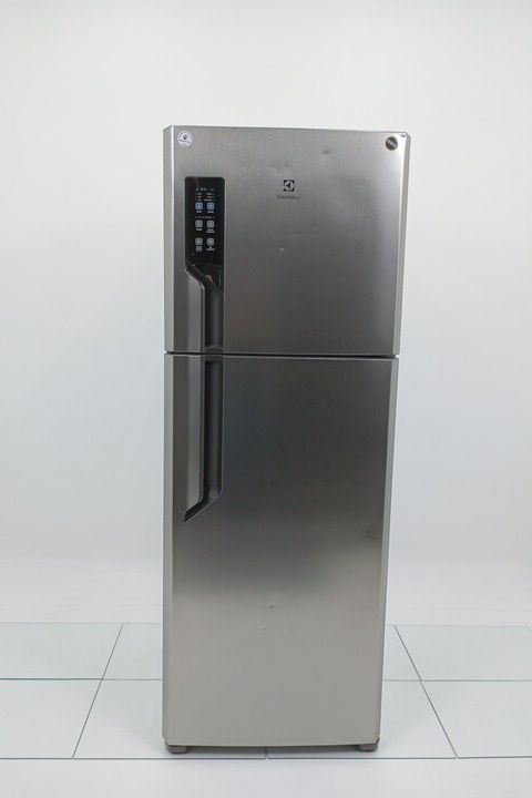 REFRIGERADOR ELECTROLUX IT56S DUAS PORTAS FRO