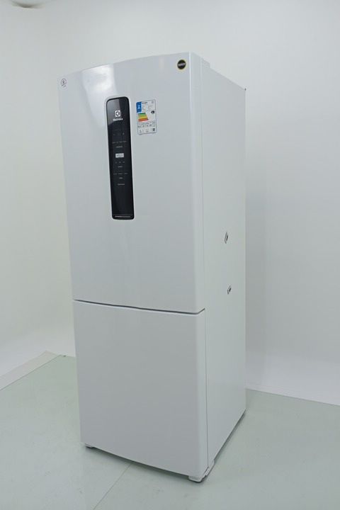 REFRIGERADOR ELECTROLUX IB7 FROST FREE INVERT