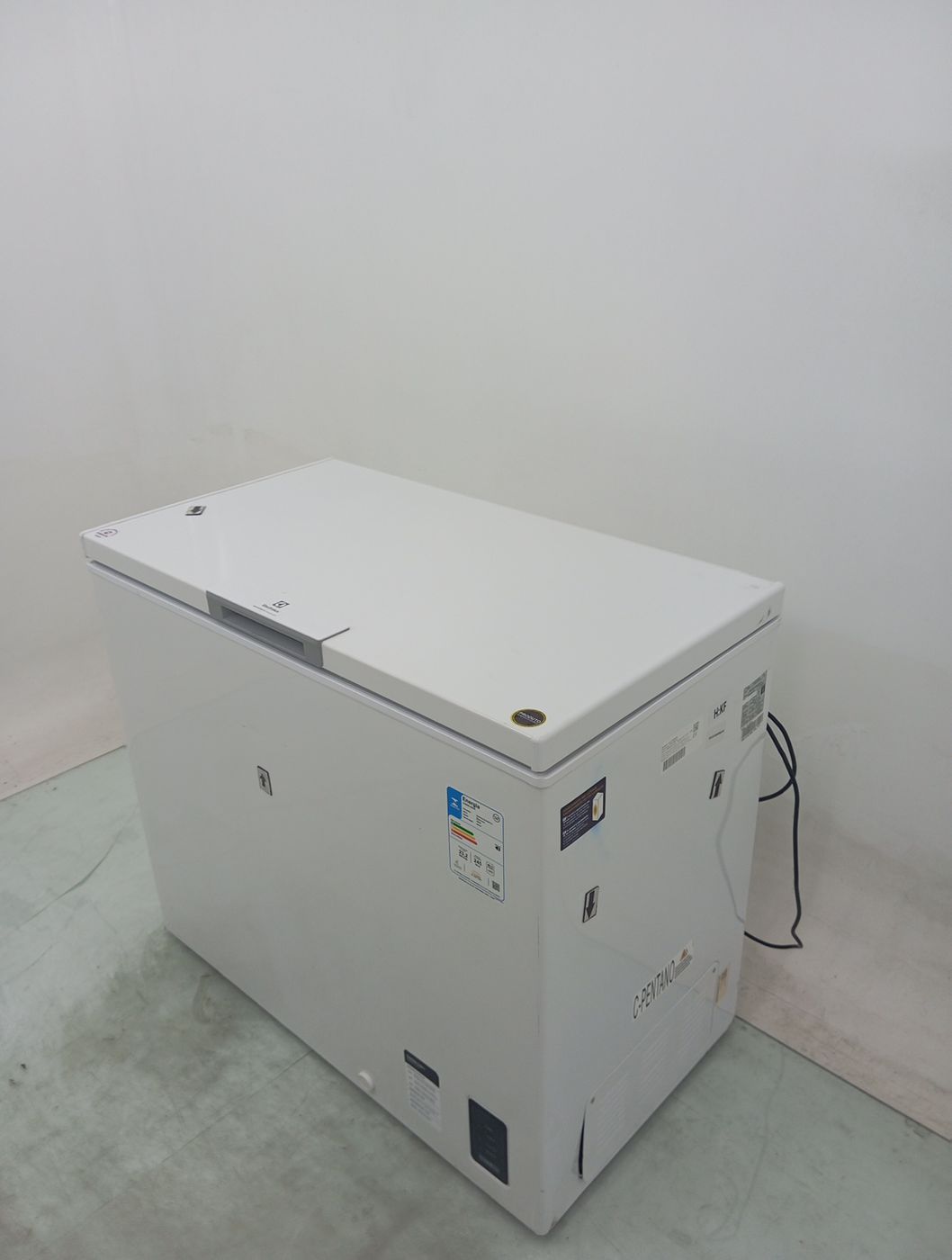 FREEZER HORIZONTAL  ELECTROLUX HB250 - BRANCO