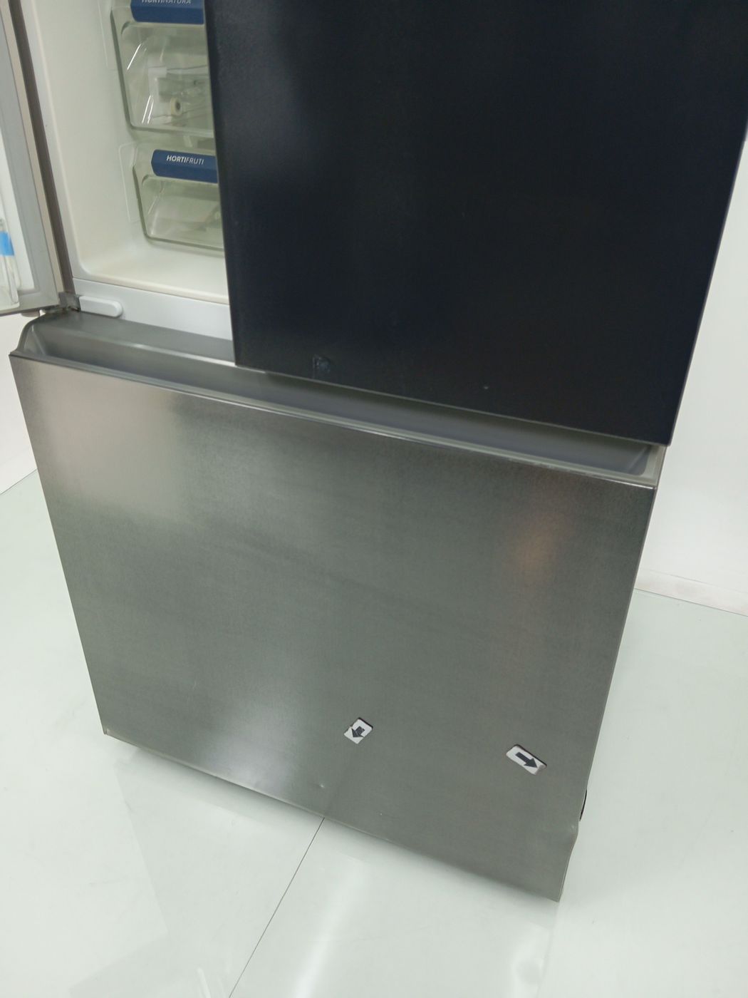 REFRIGERADOR ELECTROLUX IM8S FROST FREE INVER