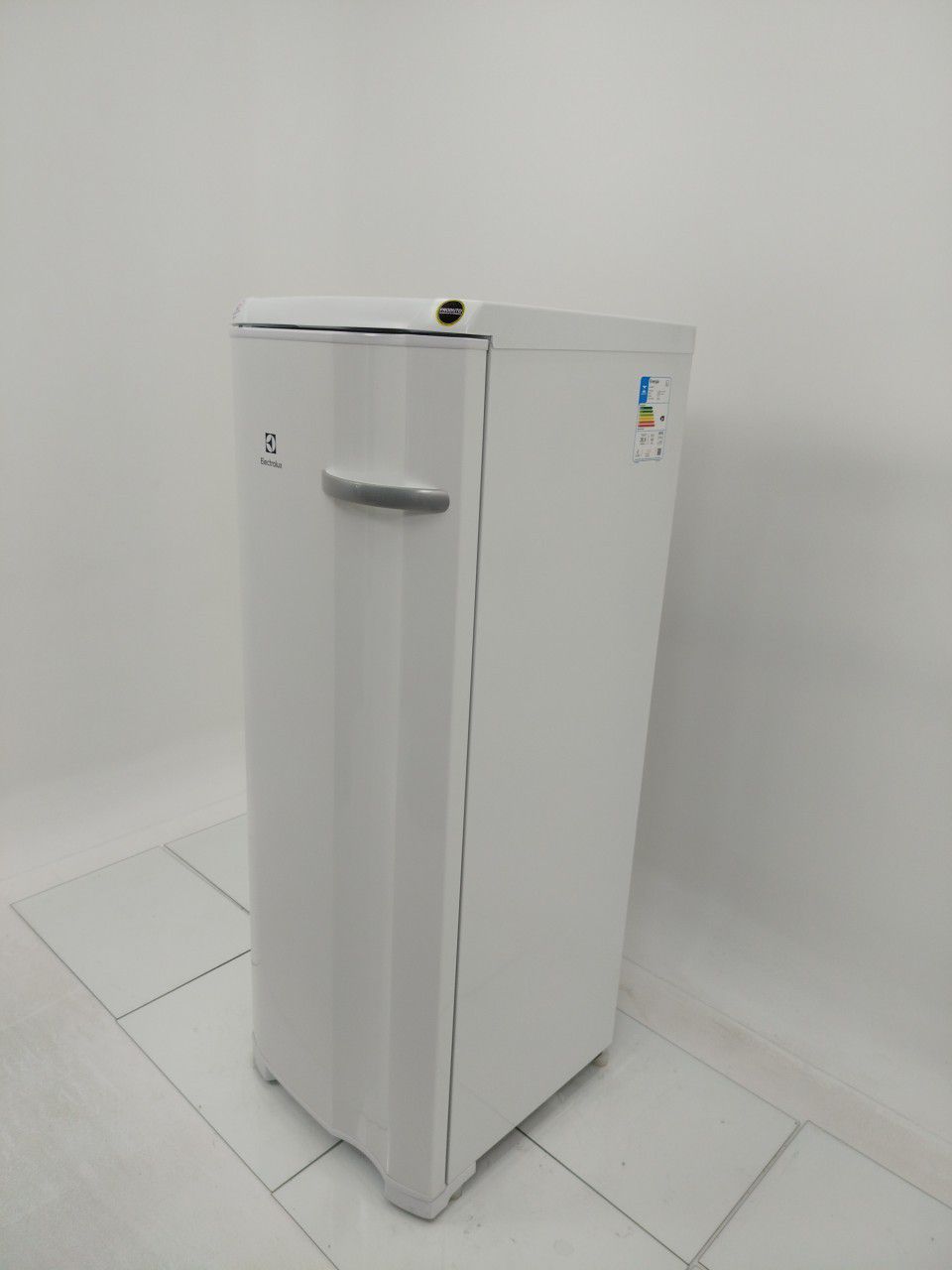 FREEZER ELECTROLUX FE23 VERTICAL CYCLE DEFROS