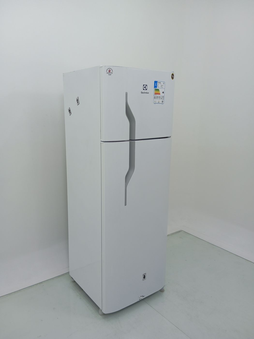 REFRIGERADOR ELECTROLUX DC35A   DUAS PORTAS C