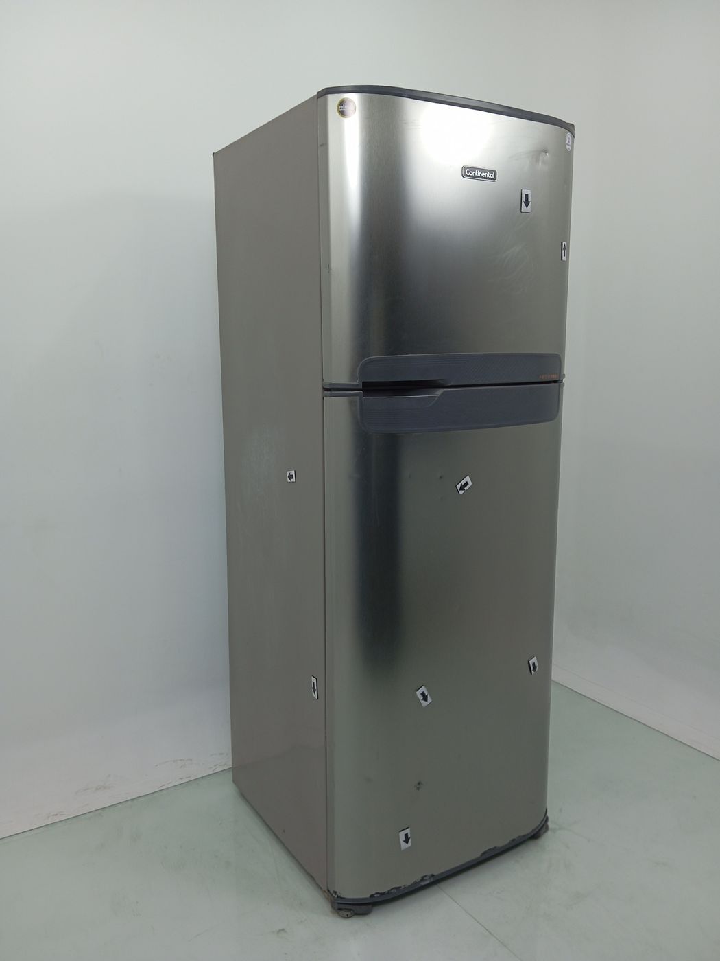 REFRIGERADOR CONTINENTAL TC56S FROST FREE 472