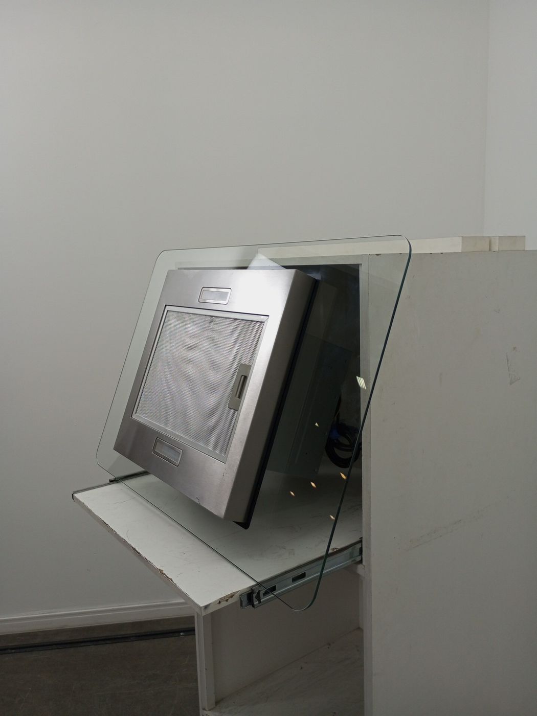 COIFA ELECTROLUX CE9IX DE ILHA 90CM COM VIDRO