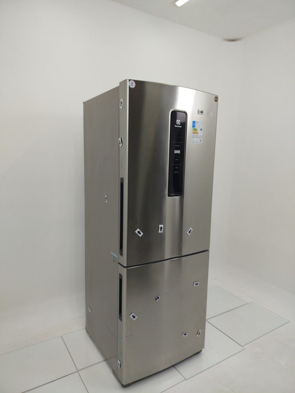 REFRIGERADOR ELECTROLUX IB7S FROST FREE INVER