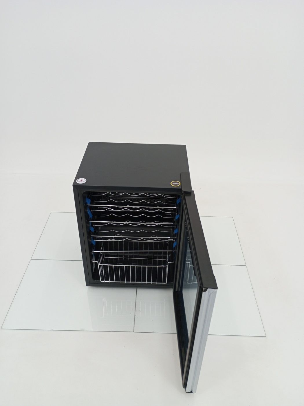 ADEGA MIDEA COMPRESSOR  24 GARRAFAS - PRETO