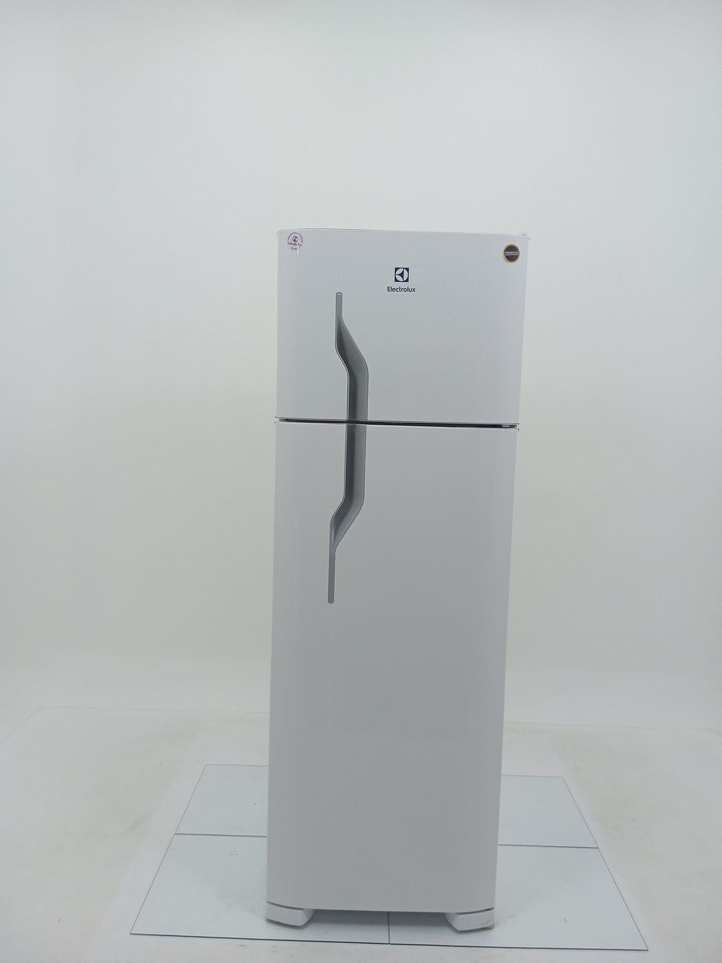 REFRIGERADOR ELECTROLUX DC35A   DUAS PORTAS C